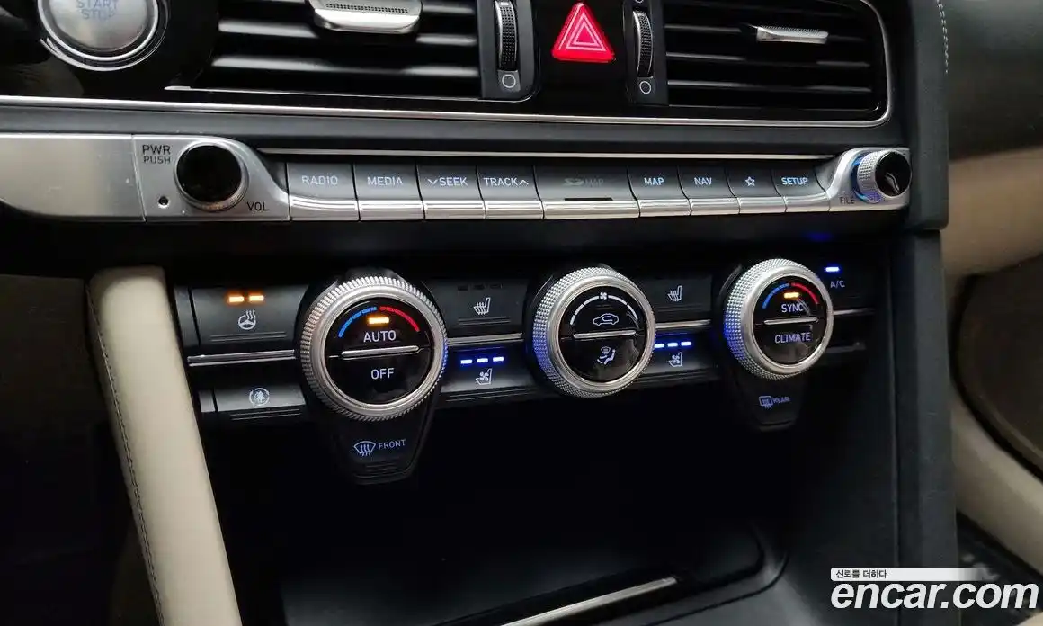 Genesis G70 2019 2.0 Автомат в Москве № 24321, фото 16