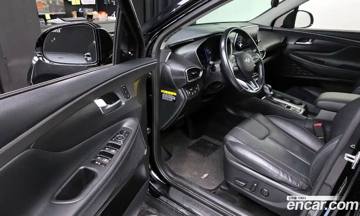 Hyundai Santa Fe 2020 2.0 Автомат в Москве № 246698, фото 14