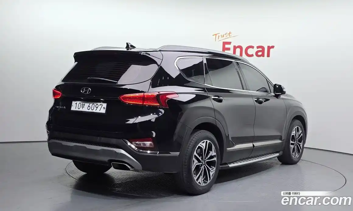 Hyundai Santa Fe 2020 2.0 Автомат в Москве № 246698, фото 15