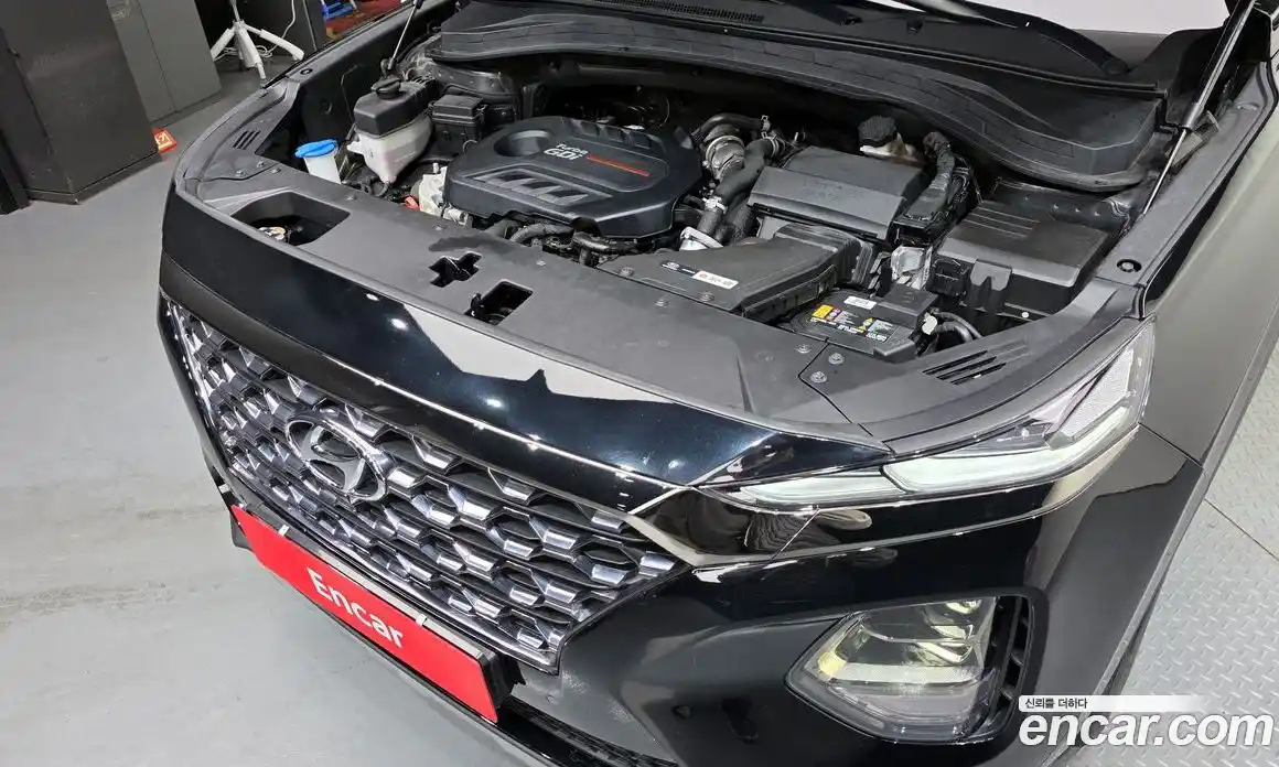 Hyundai Santa Fe 2020 2.0 Автомат в Москве № 246698, фото 18