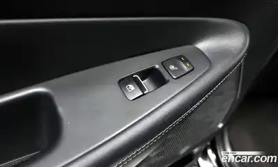 Hyundai Santa Fe 2020 2.0 Автомат в Москве № 246698, миниатюра 4