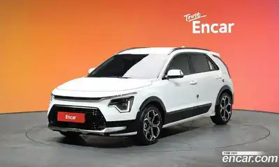 Kia Niro 2022 1.6 Автомат в Москве № 248116, миниатюра 3