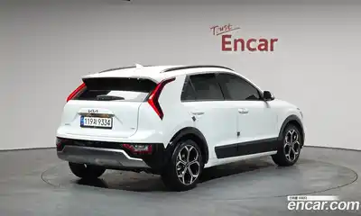 Kia Niro 2022 1.6 Автомат в Москве № 248116, миниатюра 9