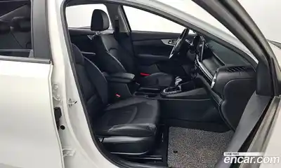 Kia K3 2022 1.6 Автомат в Москве № 248756, миниатюра 10