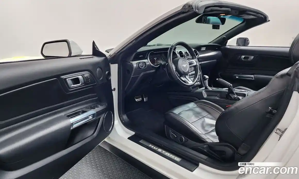 Ford Mustang 2019 2.3 Автомат в Москве № 255641, фото 4