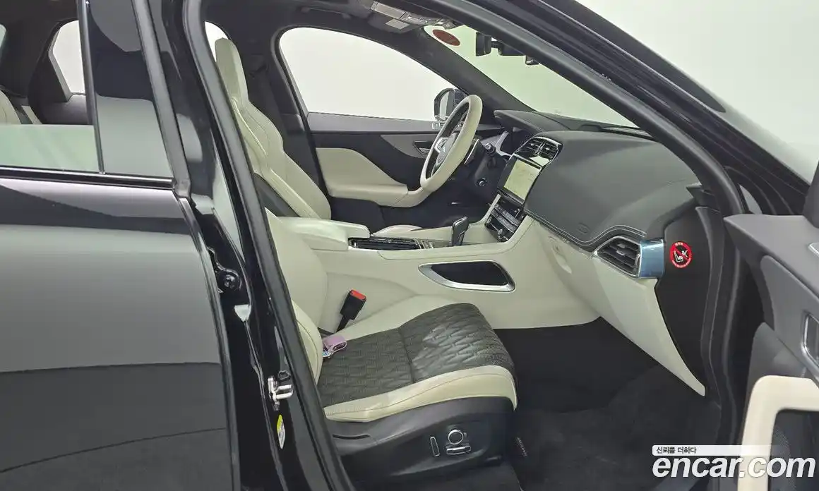 Jaguar F-Pace 2020 5.0 Автомат в Москве № 256049, фото 13