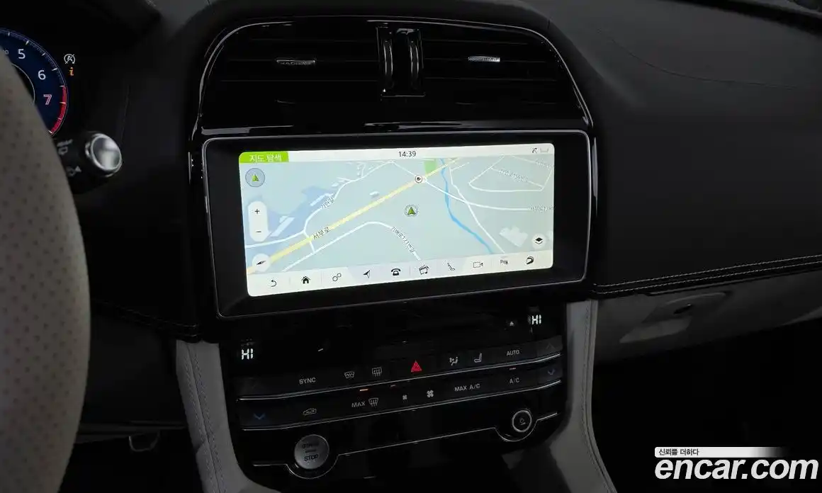 Jaguar F-Pace 2020 5.0 Автомат в Москве № 256049, фото 15