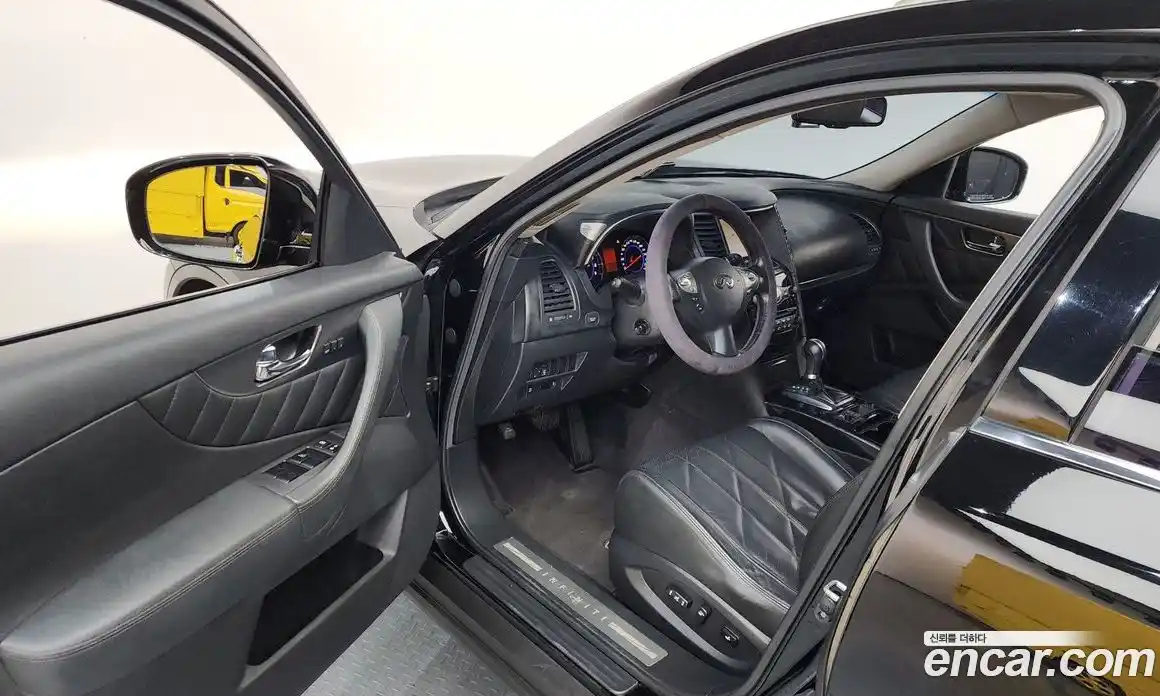 Infiniti FX 2010 3.5 Автомат в Москве № 256180, фото 15