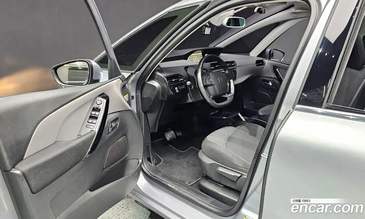 Citroen C4 Picasso 2018 1.6 Автомат в Москве № 258306, фото 11