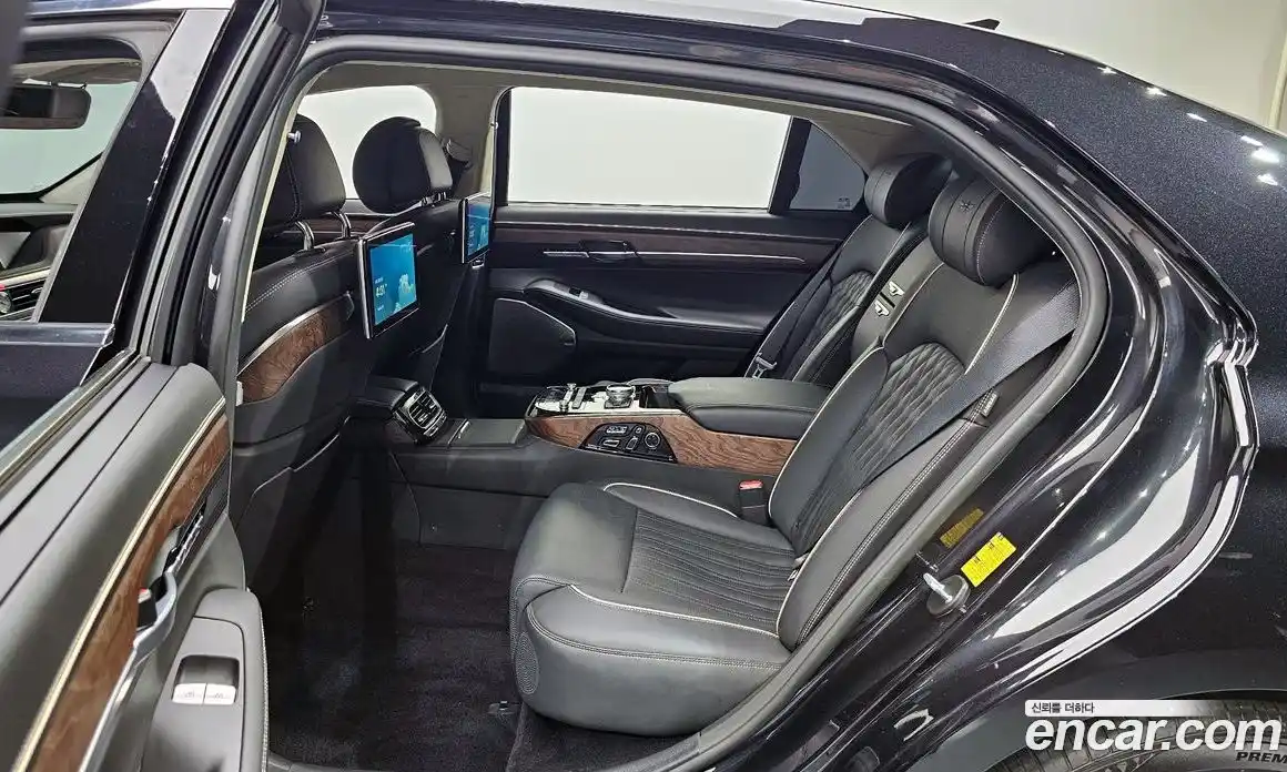 Genesis G90 2021 5.0 Автомат в Москве № 26460, фото 8