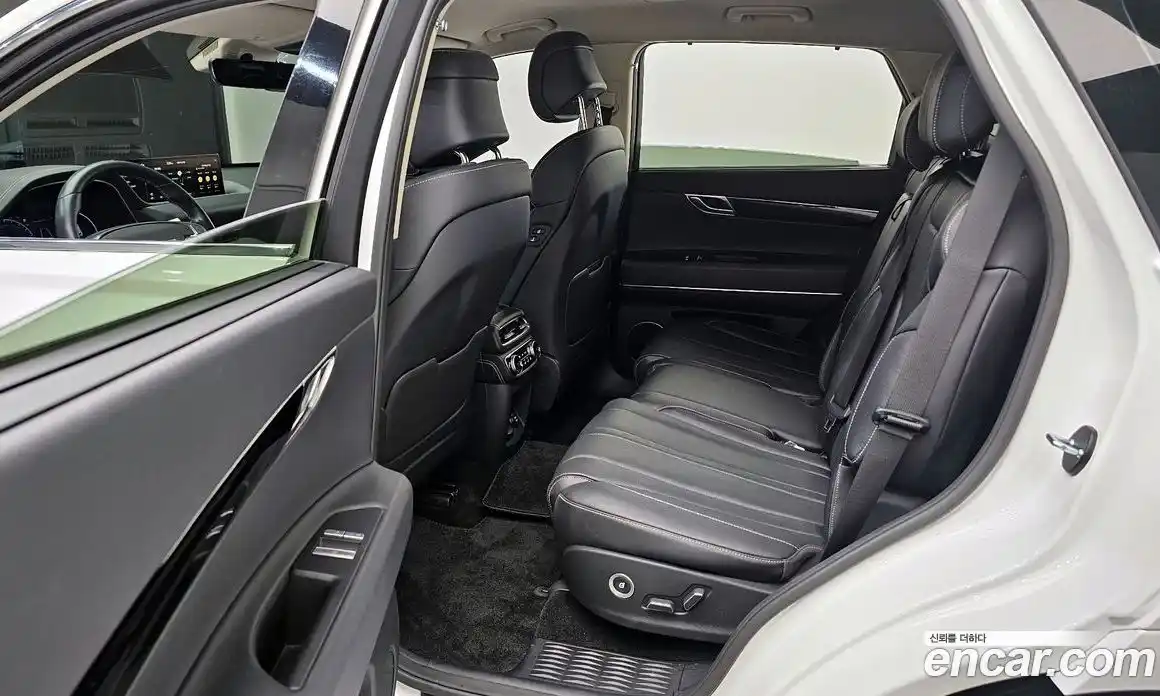 Genesis GV80 2022 2.5 Автомат в Москве № 26756, фото 5