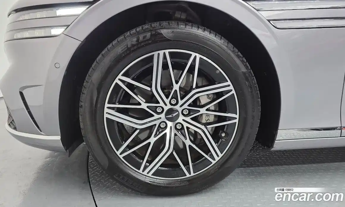 Genesis G90 2023 3.5 Автомат в Москве № 26834, фото 8