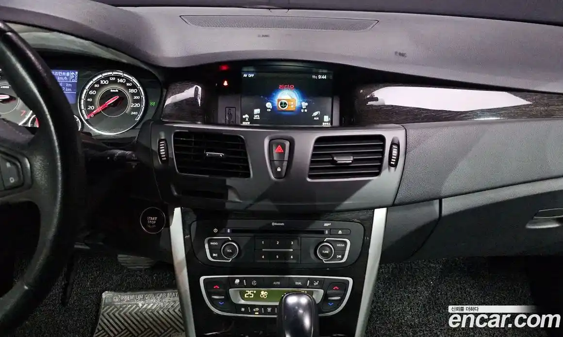 Renault SM5 2015 1.6 Автомат в Москве № 276058, фото 16