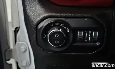 Jeep Wrangler 2021 2.0 Автомат в Москве № 278605, миниатюра 11