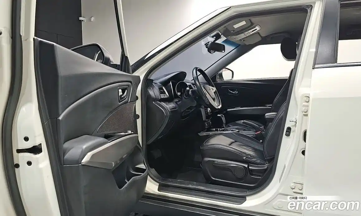 SsangYong TIBOLI 2015 1.6 Автомат в Москве № 28226, фото 10