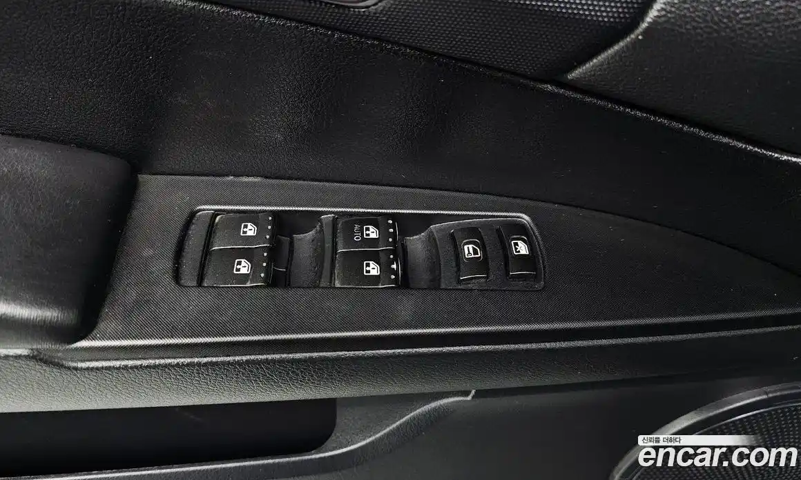 SsangYong Korando 2013 2.0 Автомат в Москве № 30593, фото 6