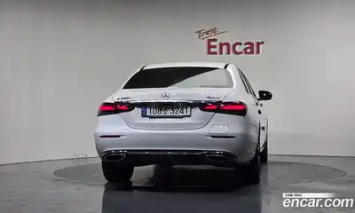 Mercedes-Benz E-Class 2021 2.0 Автомат в Москве № 310537, миниатюра 12