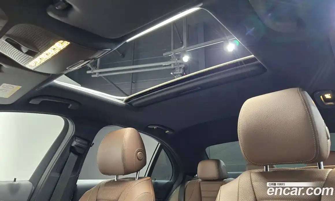 Mercedes-Benz E-Class 2021 2.0 Автомат в Москве № 310537, фото 13