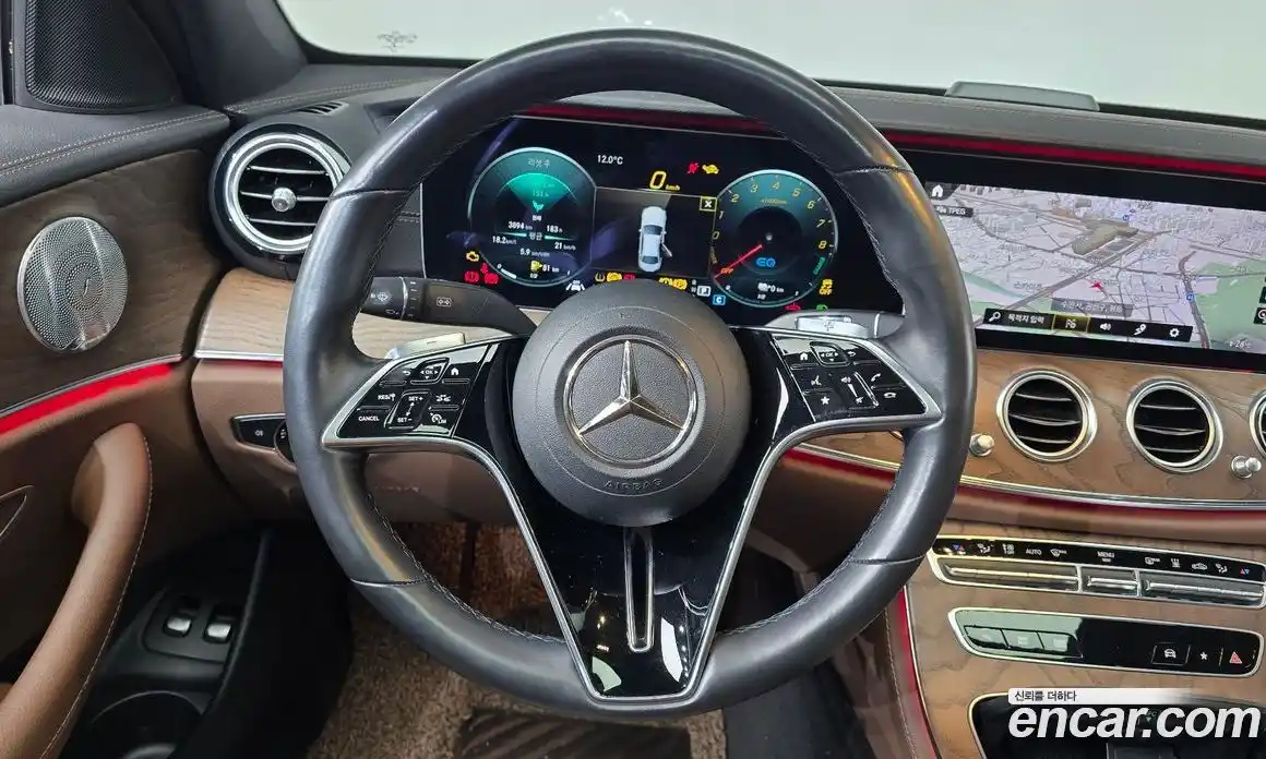 Mercedes-Benz E-Class 2021 2.0 Автомат в Москве № 310537, фото 15