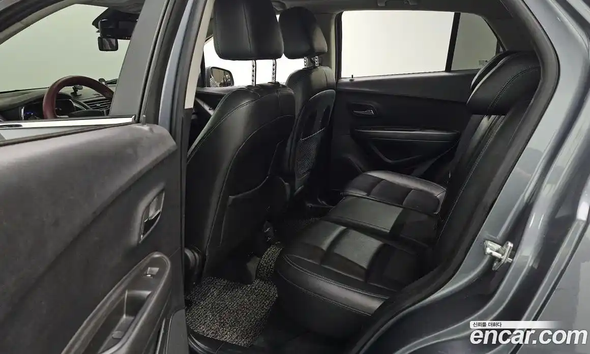 Chevrolet Trax 2015 1.4 Автомат в Москве № 315392, фото 12