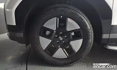 Hyundai Santa Fe 2024 1.6 Автомат в Москве № 318324, миниатюра 9