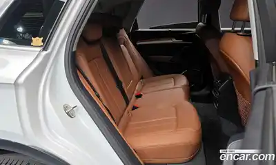 Audi Q5, 2022