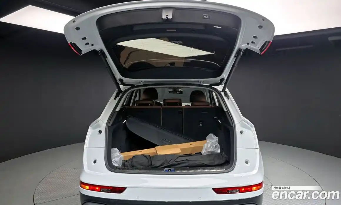 Audi Q5 2022 2.0 Автомат в Москве № 325607, фото 11