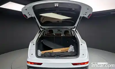 Audi Q5 2022 2.0 Автомат в Москве № 325607, миниатюра 11