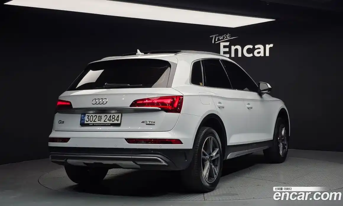 Audi Q5 2022 2.0 Автомат в Москве № 325607, фото 17