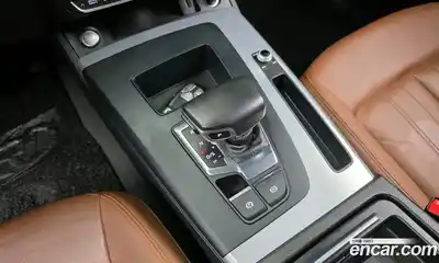 Audi Q5 2022 2.0 Автомат в Москве № 325607, миниатюра 4