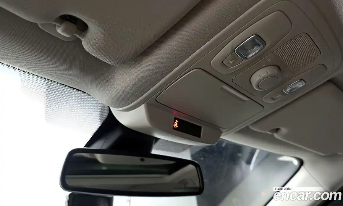 Renault SM6 2016 1.6 Автомат в Москве № 329318, фото 17