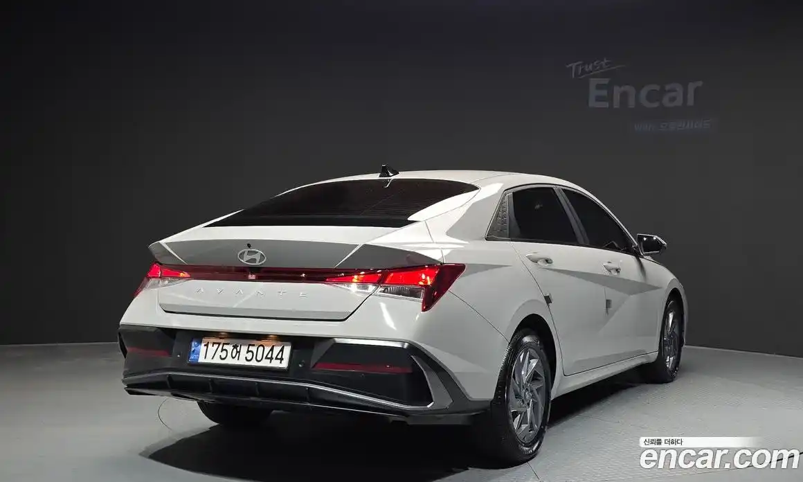 Hyundai Avante 2024 1.6 Автомат в Москве № 330825, фото 18