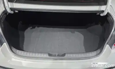 Hyundai Avante 2024 1.6 Автомат в Москве № 330825, миниатюра 7