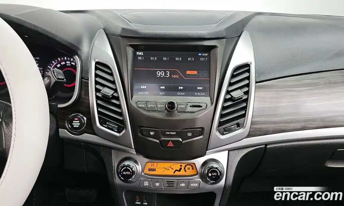 SsangYong Korando 2016 2.2 Автомат в Москве № 34965, фото 9