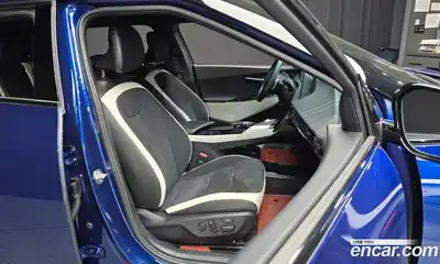 Kia EV6 2023 0.1 Автомат в Москве № 361509, миниатюра 12