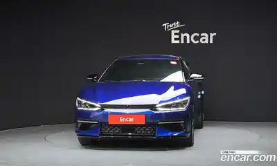 Kia EV6 2023 0.1 Автомат в Москве № 361509, миниатюра 3