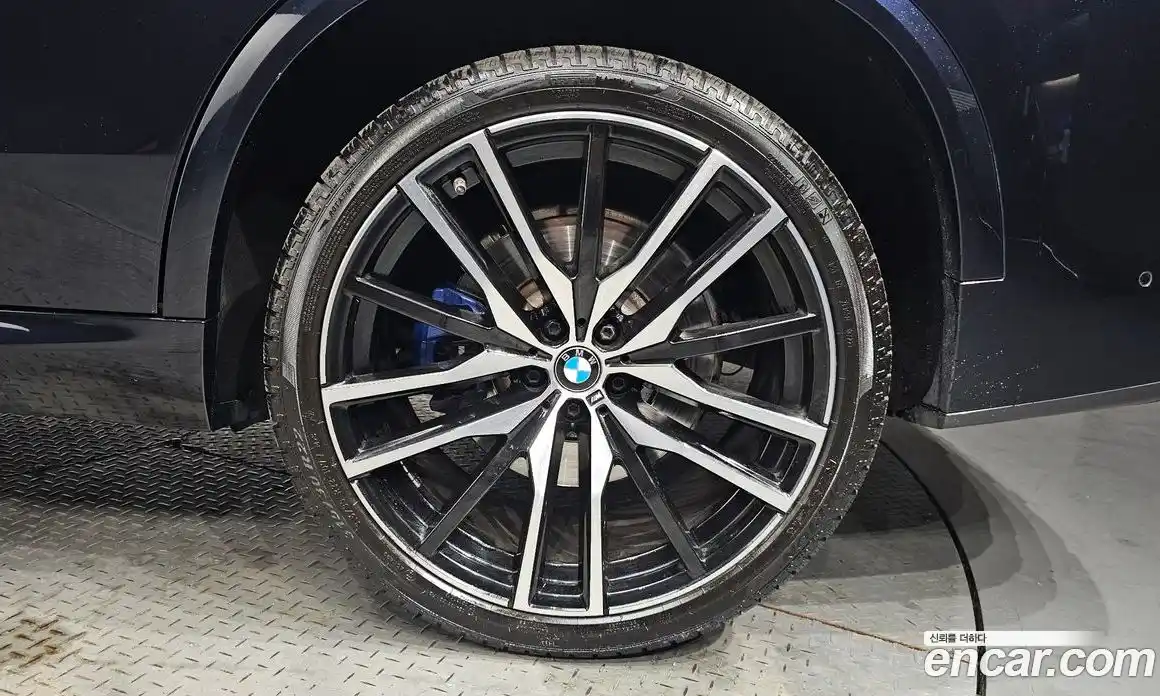 BMW X5 2021 4.4 Автомат в Москве № 367016, фото 5