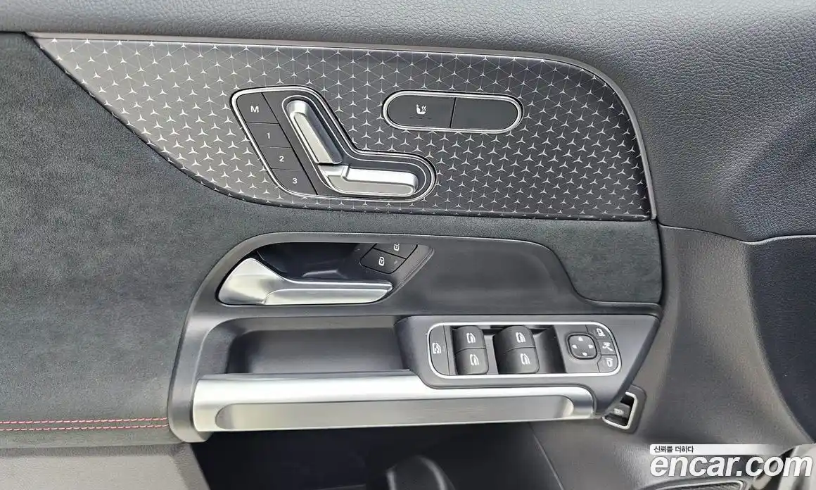 Mercedes-Benz EQB 2026 0.2 Автомат в Москве № 368440, фото 13