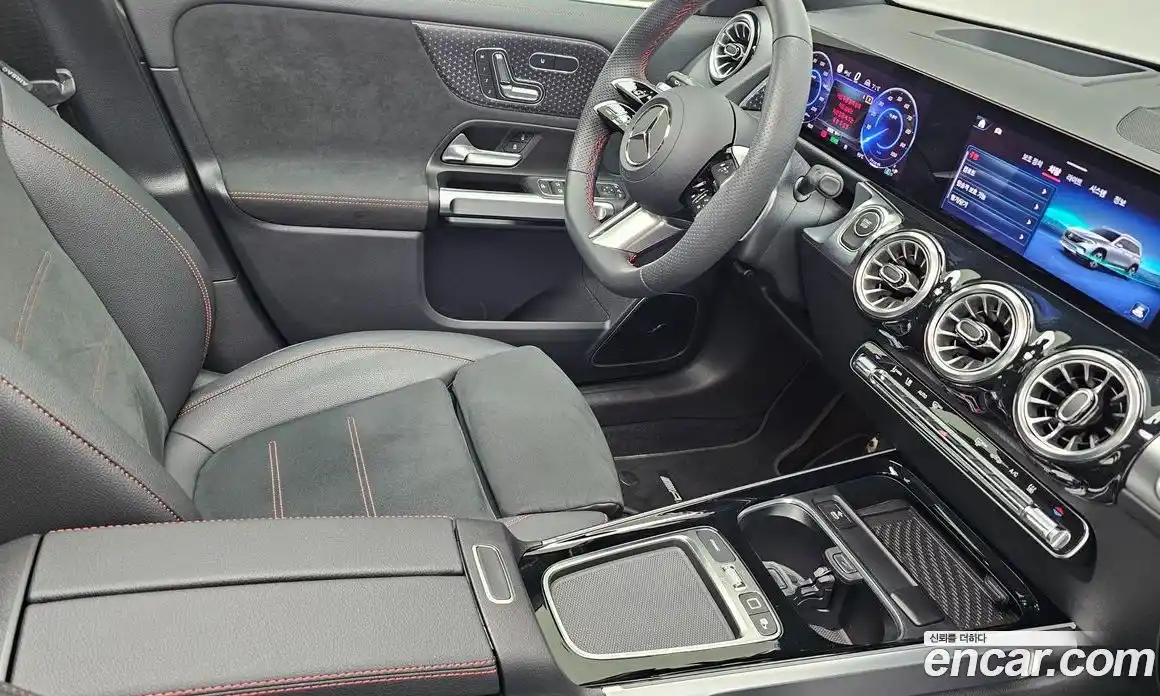 Mercedes-Benz EQB 2026 0.2 Автомат в Москве № 368440, фото 10