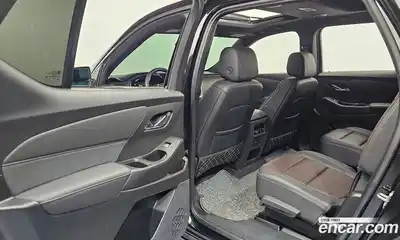 Chevrolet Traverse 2023 3.6 Автомат в Москве № 36871, миниатюра 11