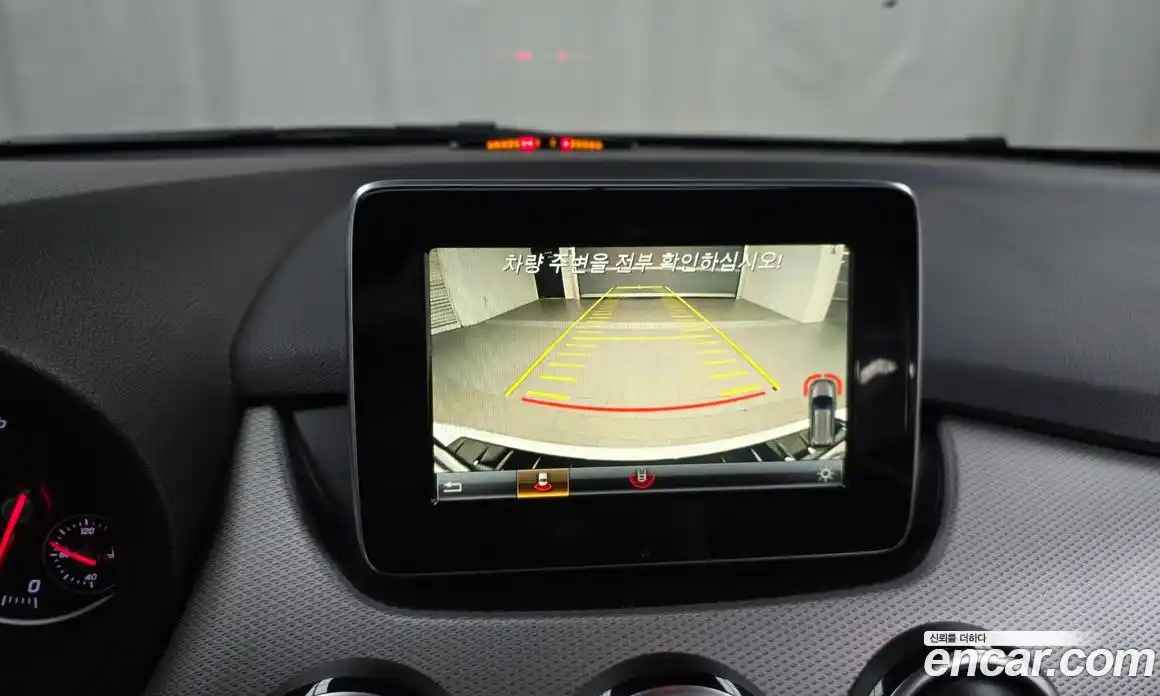 Mercedes-Benz B-Class 2018 2.0 Автомат в Москве № 371980, фото 15