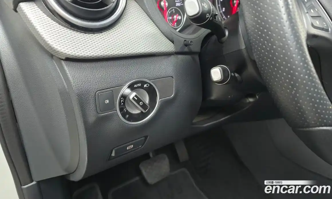 Mercedes-Benz B-Class 2018 2.0 Автомат в Москве № 371980, фото 18