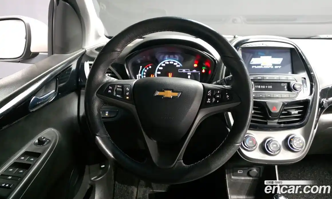 Chevrolet Spark 2020 1.0 Автомат в Москве № 37540, фото 8