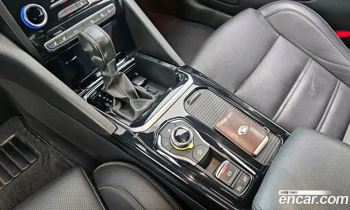 Renault SM6 2020 2.0 Автомат в Москве № 382819, фото 9