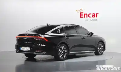 Hyundai Grandeur 2022 2.4 Автомат в Москве № 382939, миниатюра 2