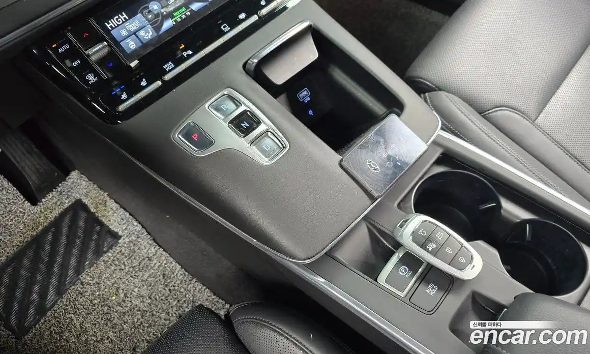 Hyundai Grandeur 2022 2.4 Автомат в Москве № 382939, фото 9