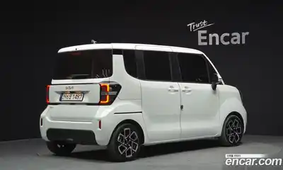 Kia Ray 2024 1.0 Автомат в Москве № 383568, миниатюра 2