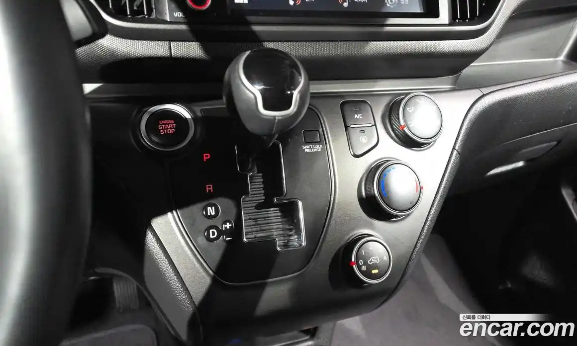 Kia Ray 2024 1.0 Автомат в Москве № 383568, фото 9