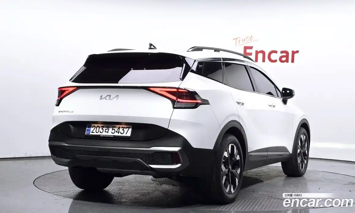 Kia Sportage 2024 2.0 Автомат в Москве № 383593, фото 1