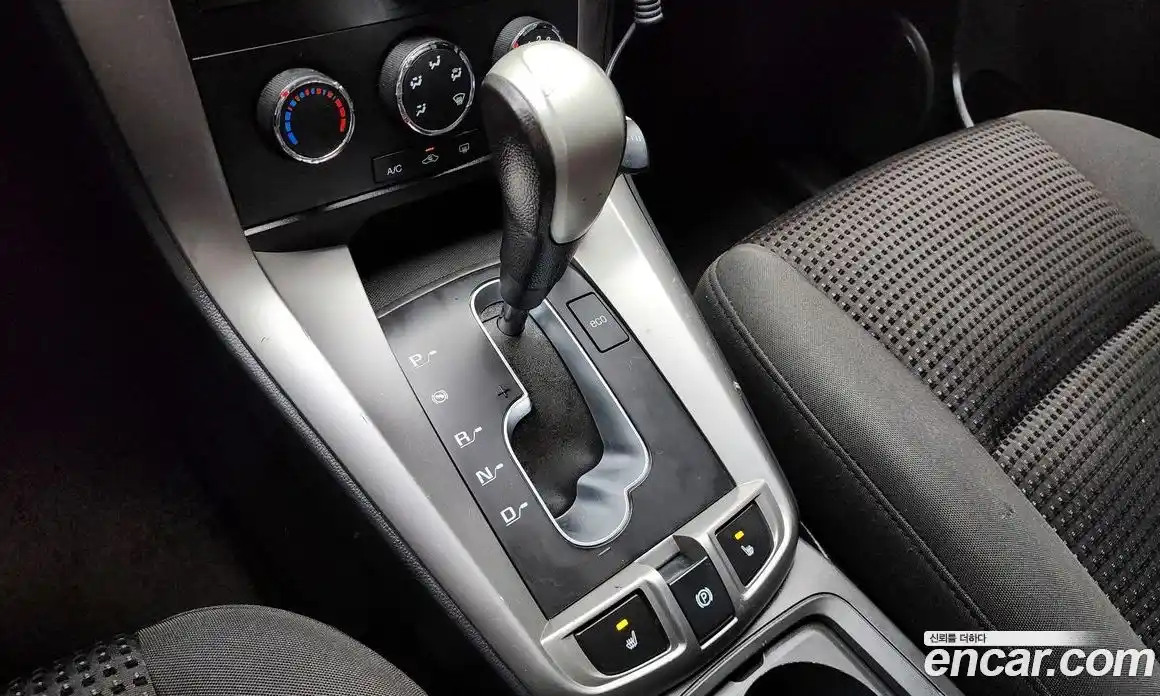 Chevrolet Captiva 2015 2.0 Автомат в Москве № 39331, фото 16